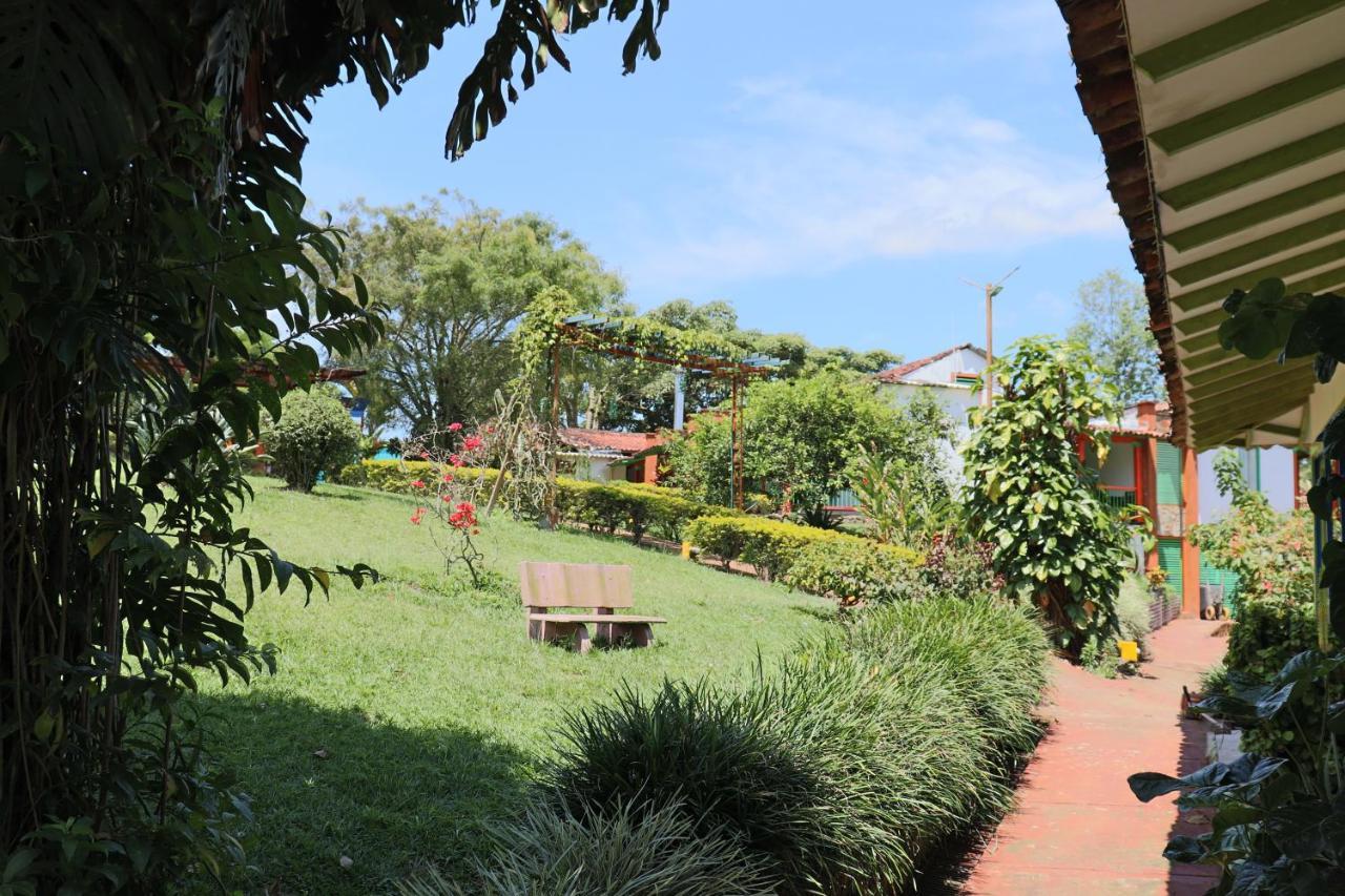 Hotel Campestre La Tata Montenegro Extérieur photo