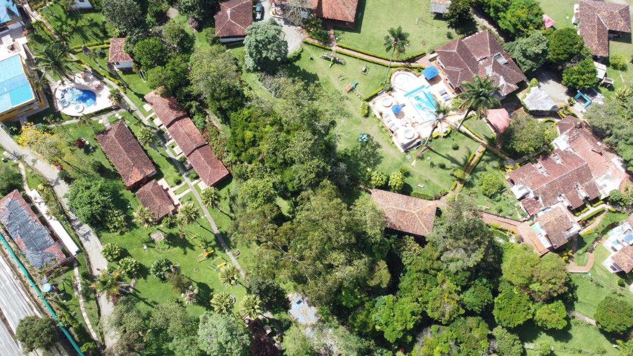 Hotel Campestre La Tata Montenegro Extérieur photo