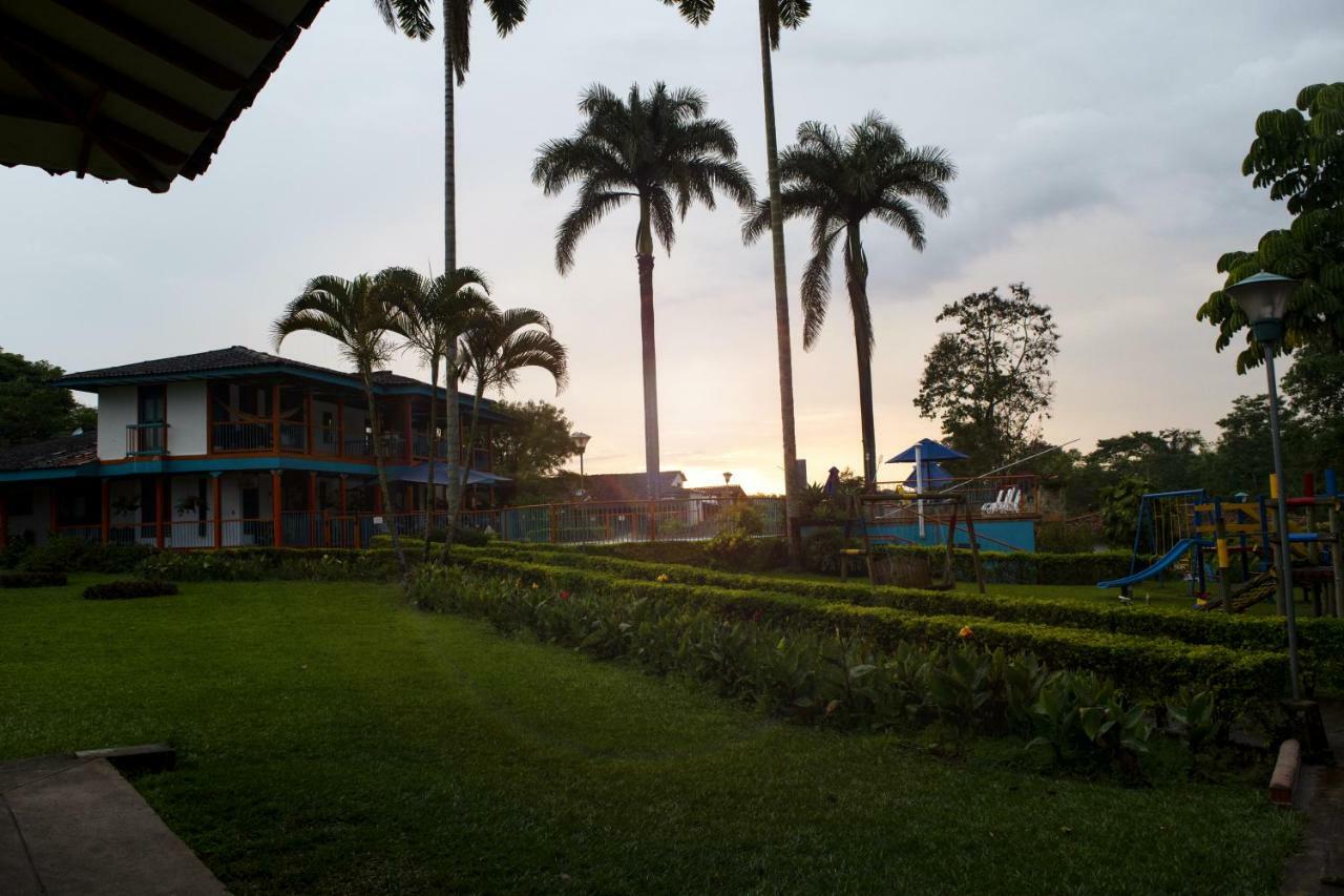 Hotel Campestre La Tata Montenegro Extérieur photo